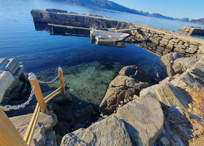 Smastranda Fjord Lodge